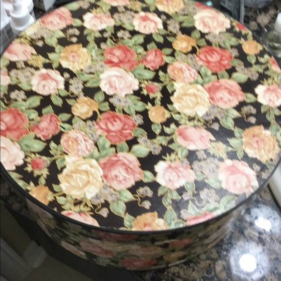 Cloche/fedora hats x 3 with a hat box - Picture 6 of 6